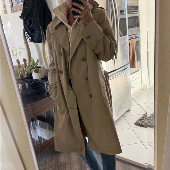 Vintage Sears Men's Tan Double-Breasted Trench Coat - Picture 12 of 12